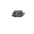 Anello ciondolo Breil Stones in acciaio con incisione nera 'DON'T TOUCH'. L'oggetto è mostrato con l'etichetta originale Breil Stones e il sigillo di garanzia grigio, evidenziando l'autenticità del prodotto.